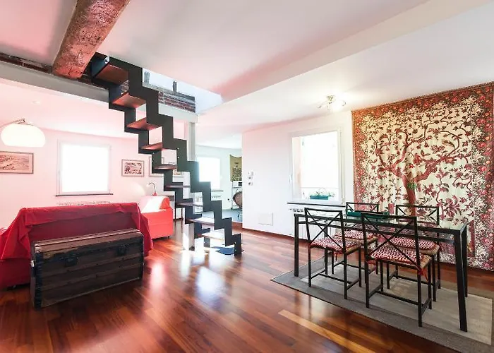 Sunflower Apartment With Private Terrace And Lift